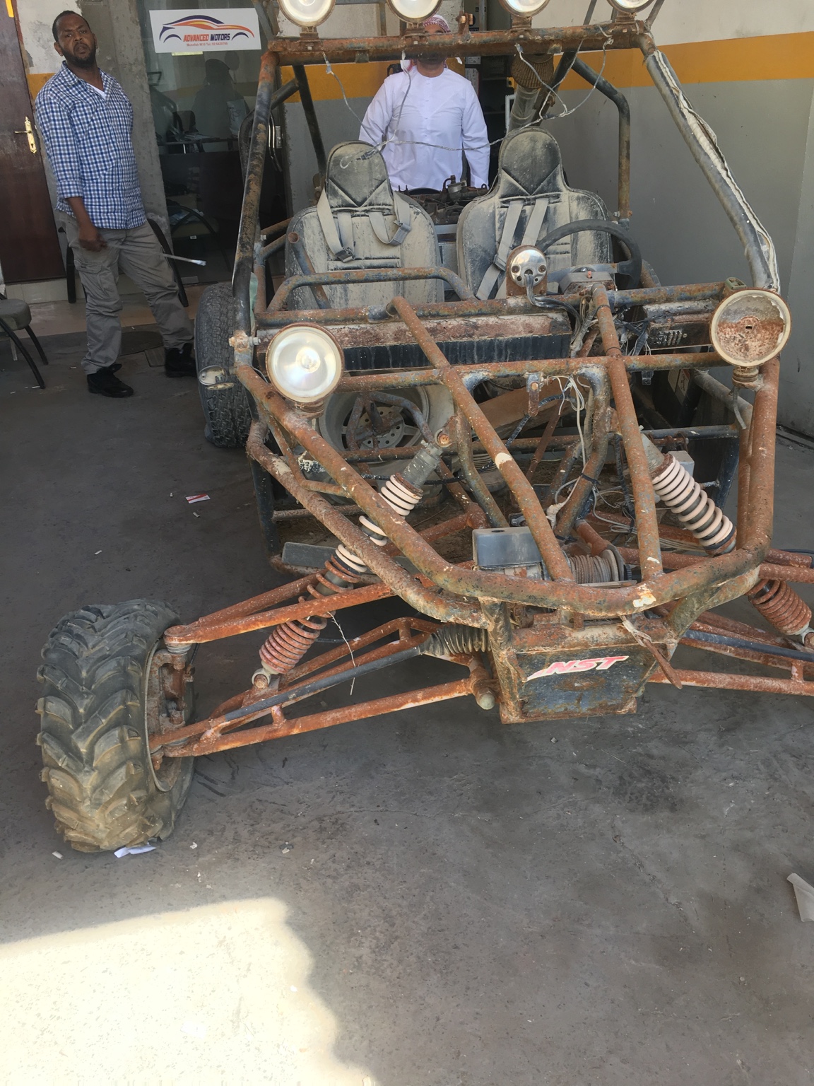 Off-road buggy built by Omar using the Passat turbocharged 1.8T engine